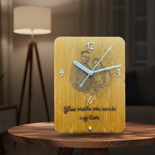 Vineer table clock